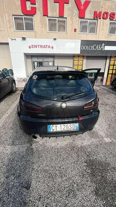 Usata Alfa Romeo 147 Exclusive 120 CV (88 kW) 2005 Utilitaria