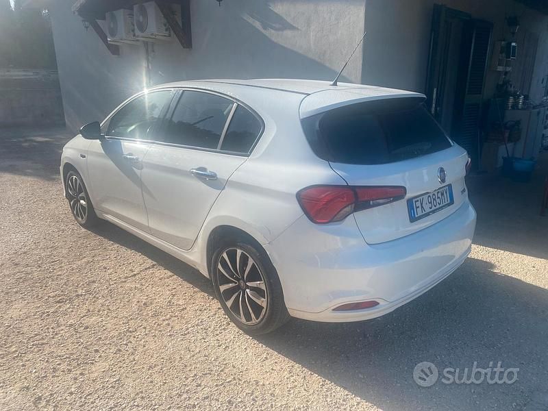 Usata Fiat Tipo 95 CV (69 kW) 2017 Bianco Berlina