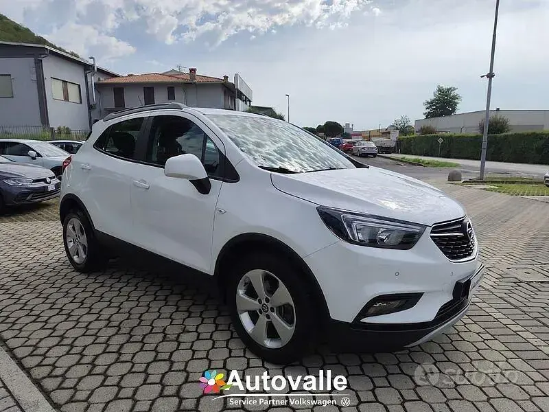 Usata Opel Mokka 116 CV (85 kW) 2017 Bianco SUV