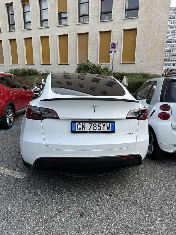 Usata Tesla Model Y Performance 155 kW (211 CV) 2023 SUV