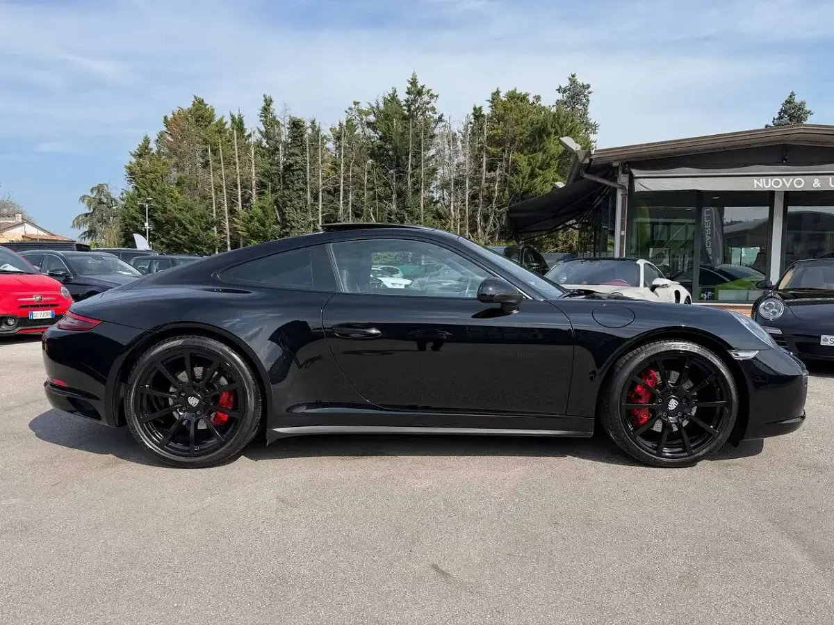 Usata Porsche 991 370 CV (272 kW) 2017 Nero Coupé