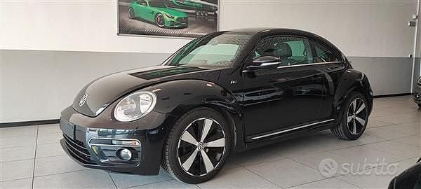 Usata VW Beetle R-line 140 CV (102 kW) 2014 Nero Utilitaria