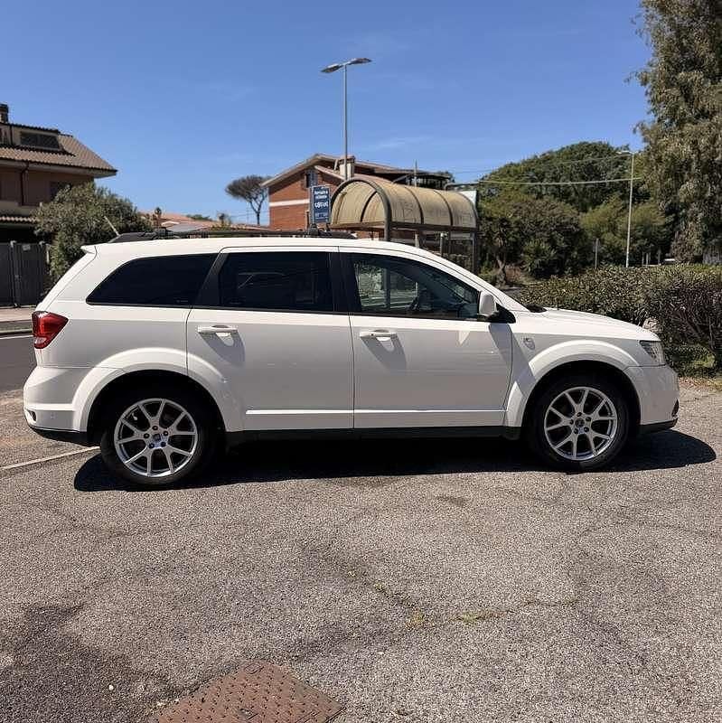 Usata Fiat Freemont 170 CV (125 kW) 2011 Bianco SUV