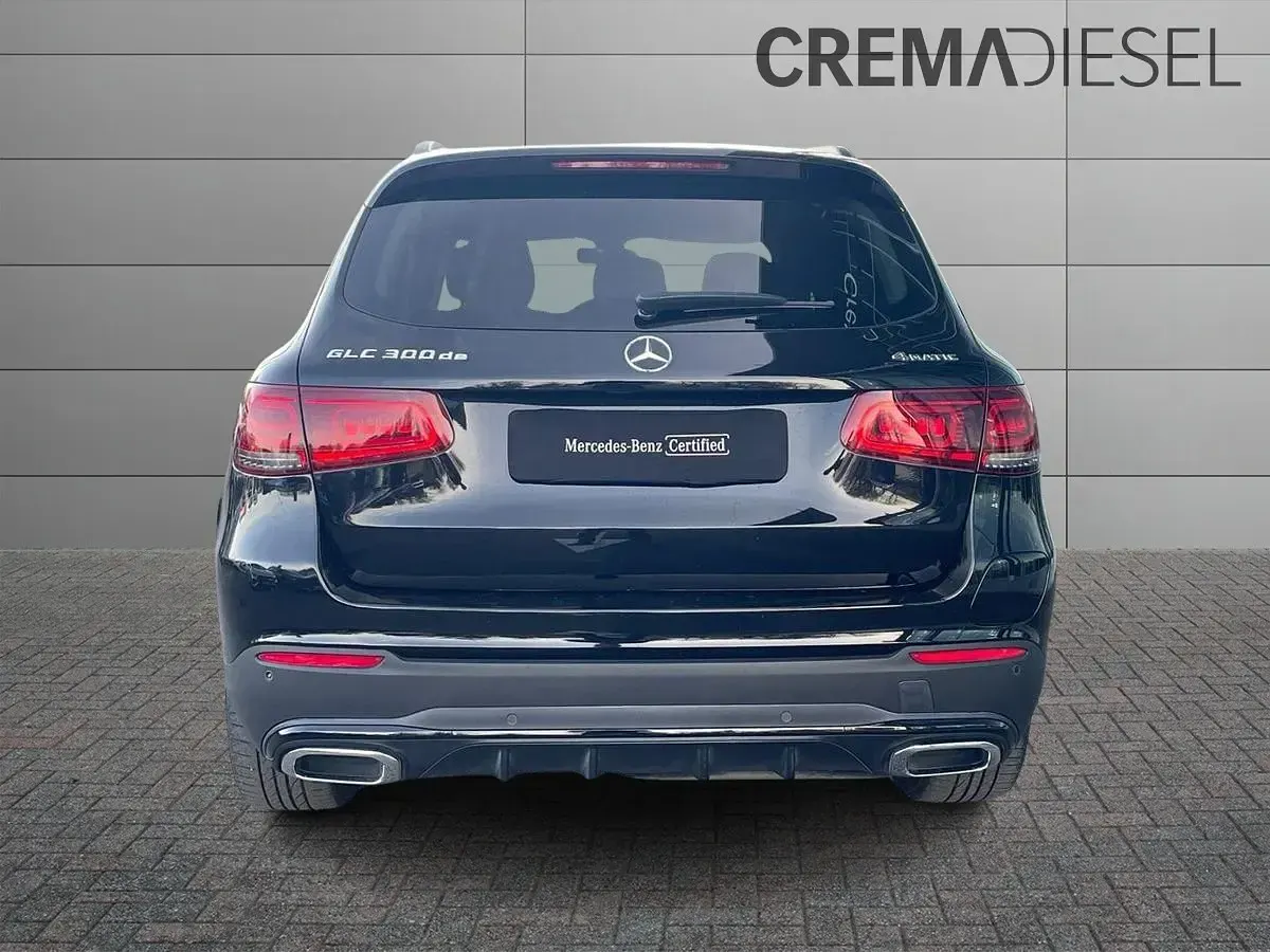 Usata Mercedes GLC300de Premium 194 CV (142 kW) 2022 Nero ossidiana ; SUV