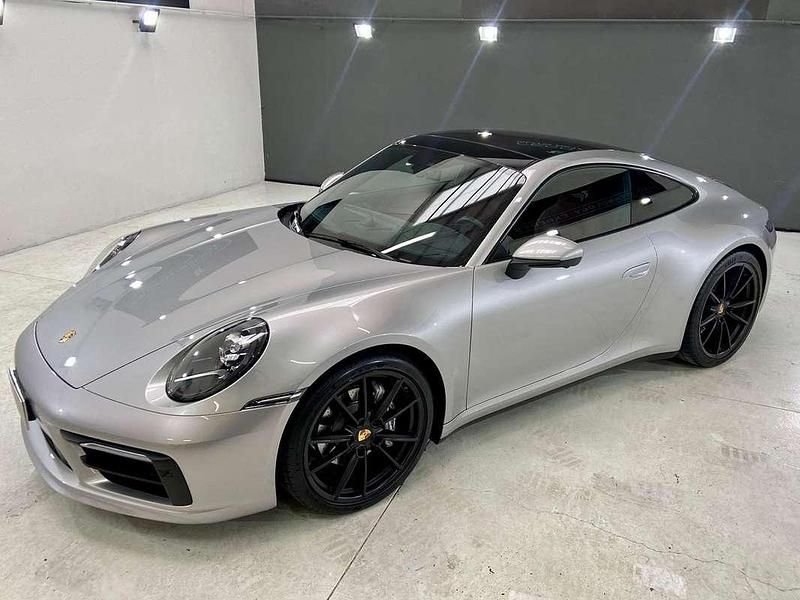Usata Porsche 911 Carrera Chrono 385 CV (283 kW) 2020 Argento Coupé