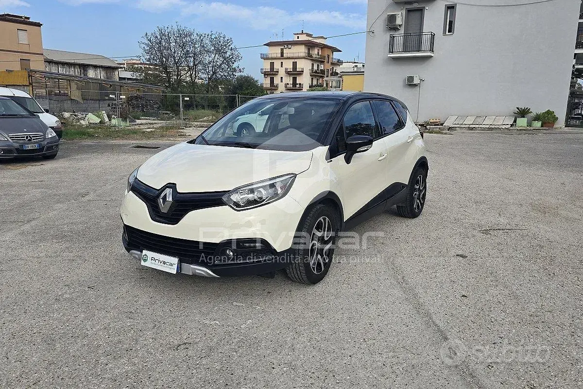 Usado Renault Captur 90 CV (66 kW) 2017 Blanco SUV