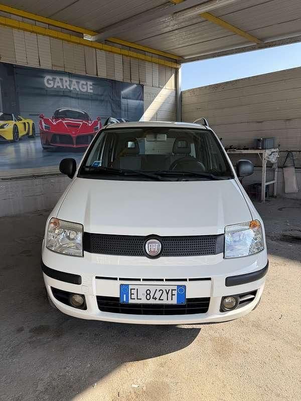 Usata Fiat Panda Active 77 CV (56 kW) 2012 Utilitaria