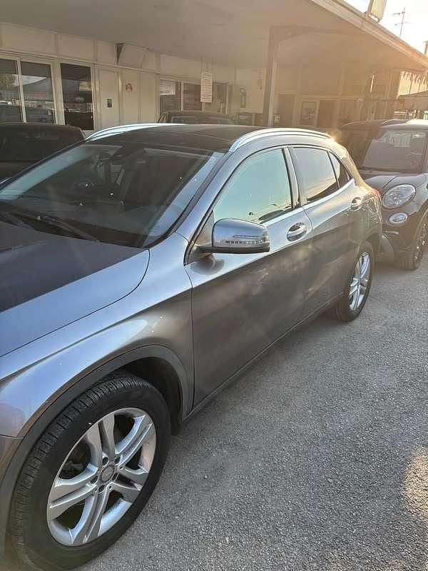 Usata Mercedes GLA200 Premium 136 CV (100 kW) 2016 SUV
