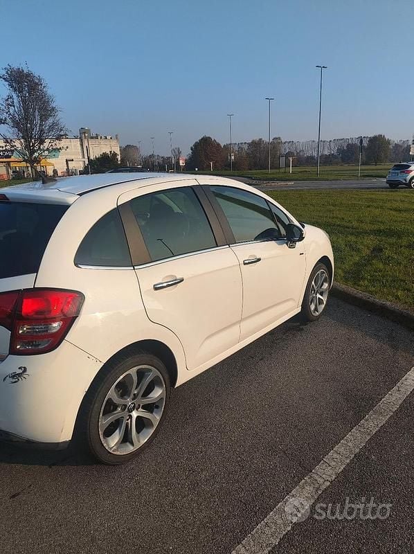 Usata Citroën C3 Exclusive 95 CV (69 kW) 2010 Bianco Berlina