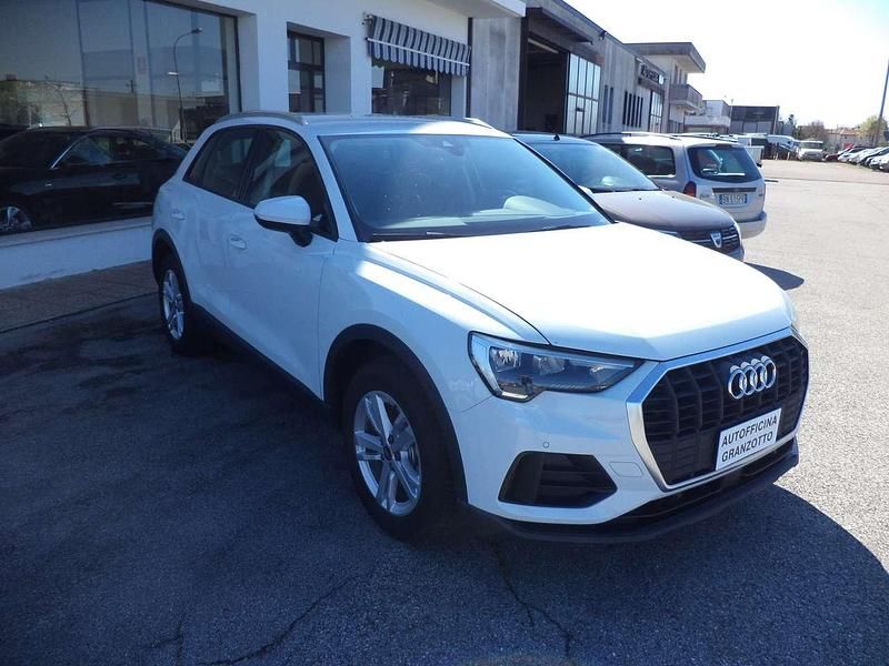 Usata Audi Q3 Business 150 CV (110 kW) 2022 Bianco SUV