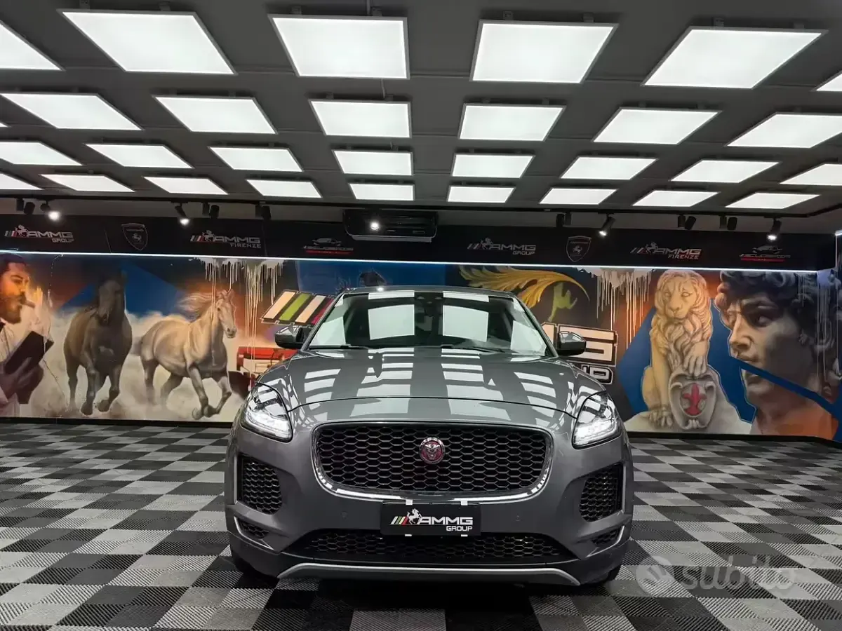 Usata Jaguar E-Pace SE 179 CV (131 kW) 2019 Grigio SUV