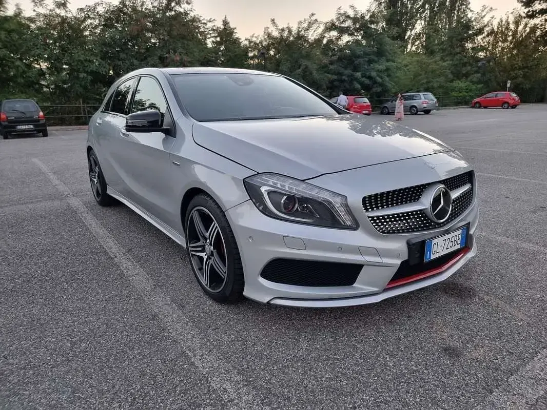 Usata Mercedes A250 AMG 211 CV (155 kW) 2013 Grigio Berlina