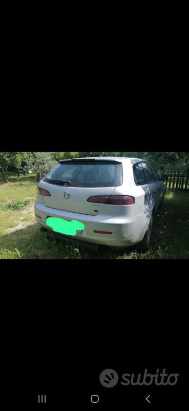 Usata 2007 Alfa Romeo 159 Station wagon | 500 € (Super prezzo) - Immagine 1/4