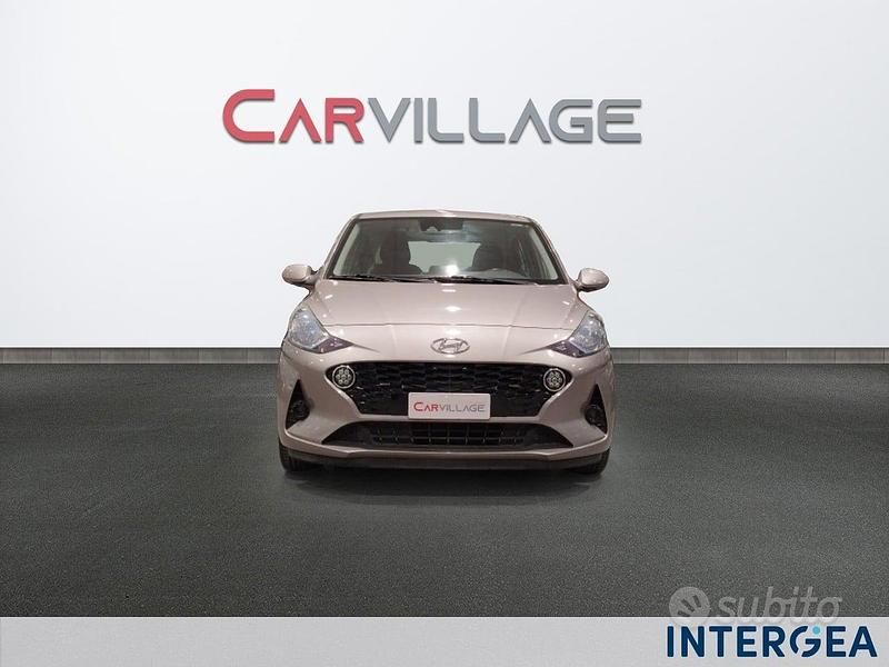 Usata Hyundai i10 65 CV (47 kW) 2021 Grigio Utilitaria