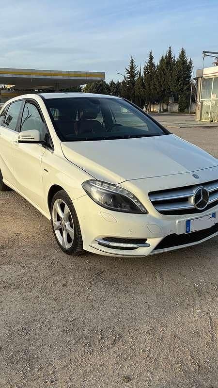 Usata Mercedes B180 Executive 109 CV (80 kW) 2012 Monovolume