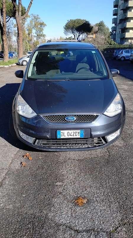 Begagnad Ford Galaxy 140 HK (102 kW) 2007 Minibuss