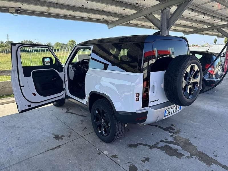 Usata Land Rover Defender SE 200 CV (147 kW) 2023 SUV