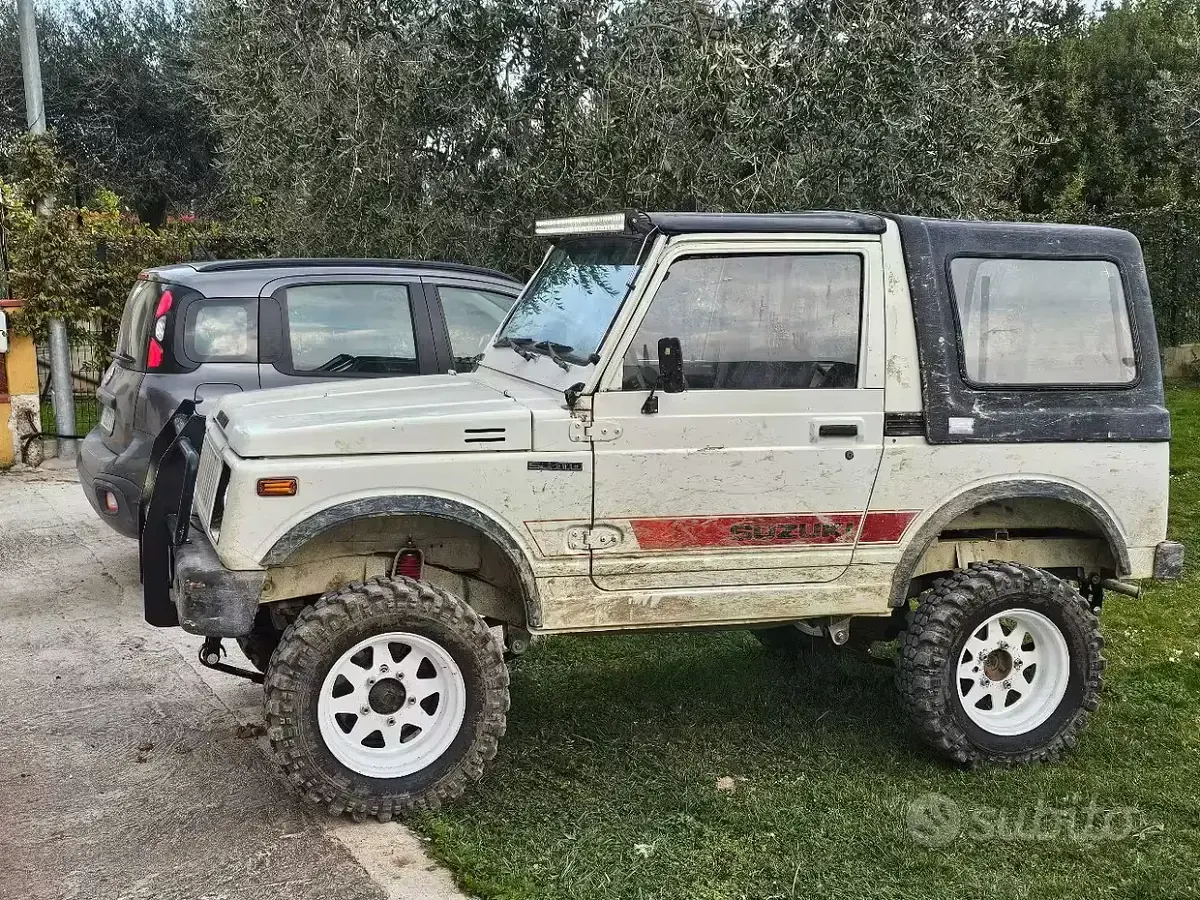 Usata Suzuki Samurai 45 CV (33 kW) 1986 SUV