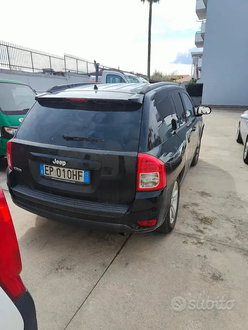 Usata Jeep Compass 163 CV (119 kW) 2012 Nero SUV