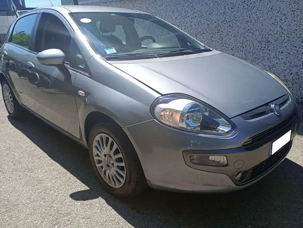 Usata Fiat Punto Evo Emotion 77 CV (56 kW) 2010 Grigio Utilitaria