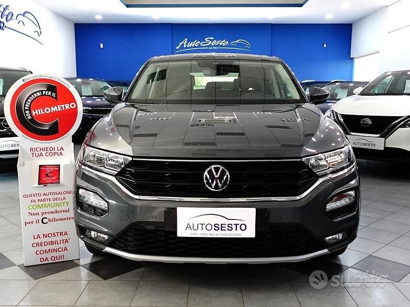 Grigio Usata 2021 VW T-Roc Business SUV | 21.900 € (Ottimo prezzo) - Immagine 1/4
