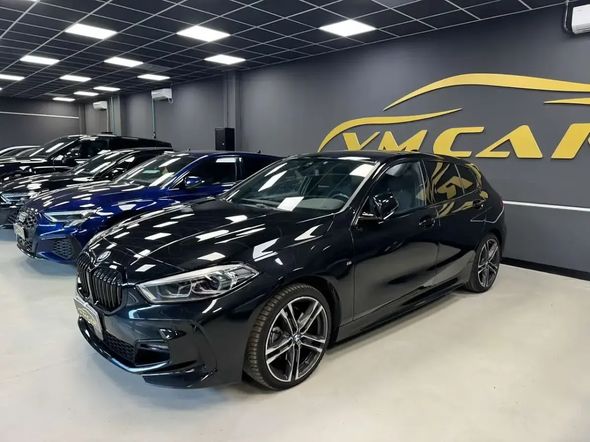 Usata BMW 118 150 CV (110 kW) 2023 Nero Utilitaria