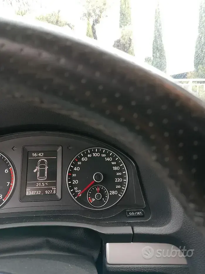 Usata VW Scirocco 160 CV (117 kW) 2010 Nero Coupé
