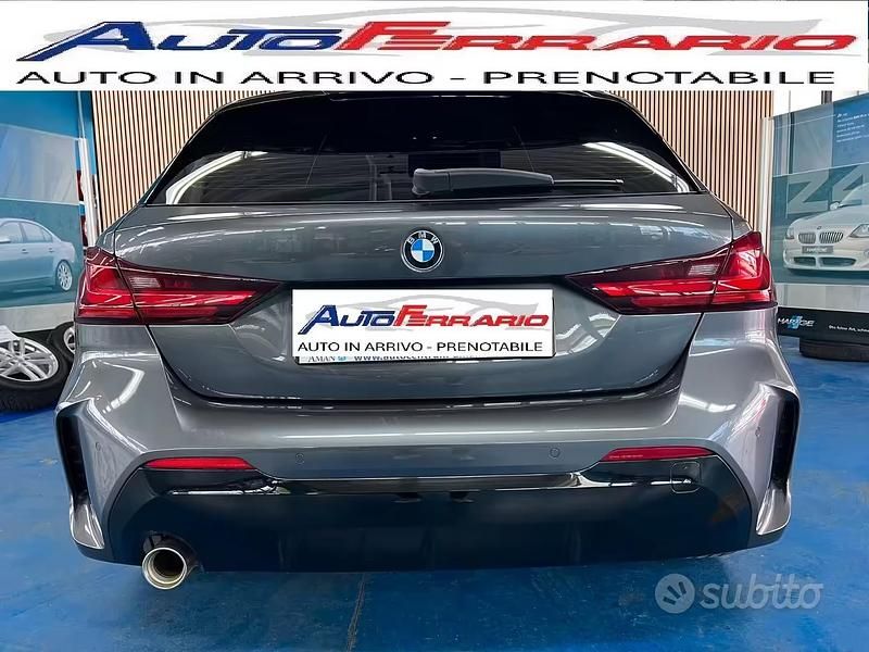 Usata BMW 118 M Sport 140 CV (102 kW) 2019 Grigio Utilitaria