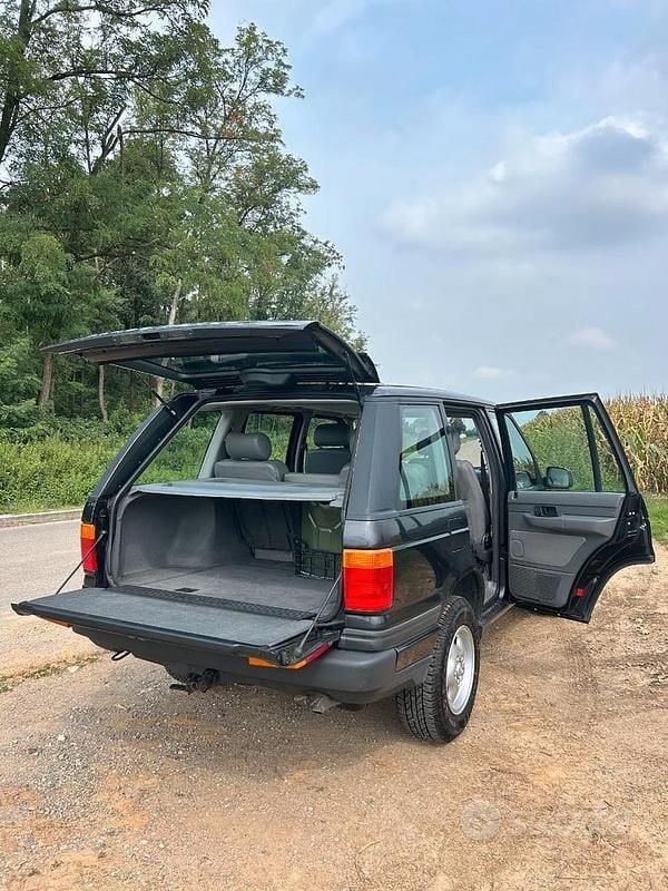 Usata Land Rover Range Rover 1995 Grigio SUV