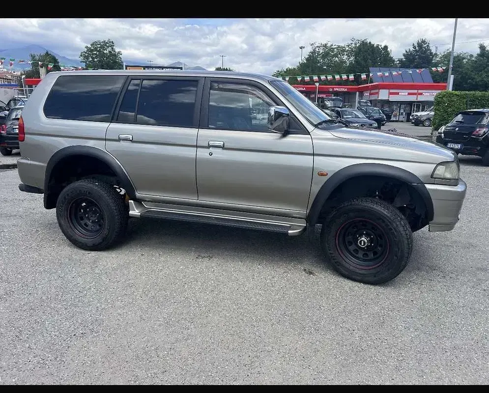 Usata Mitsubishi Pajero Sport 177 CV (130 kW) 1999 SUV