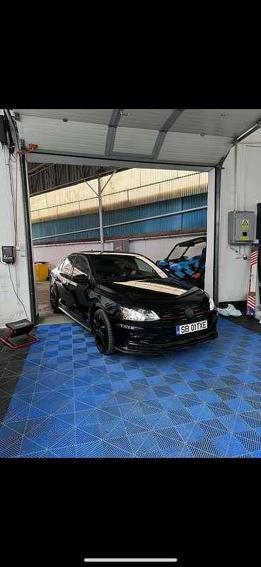 Usata VW Jetta Highline 211 CV (155 kW) 2016 Berlina