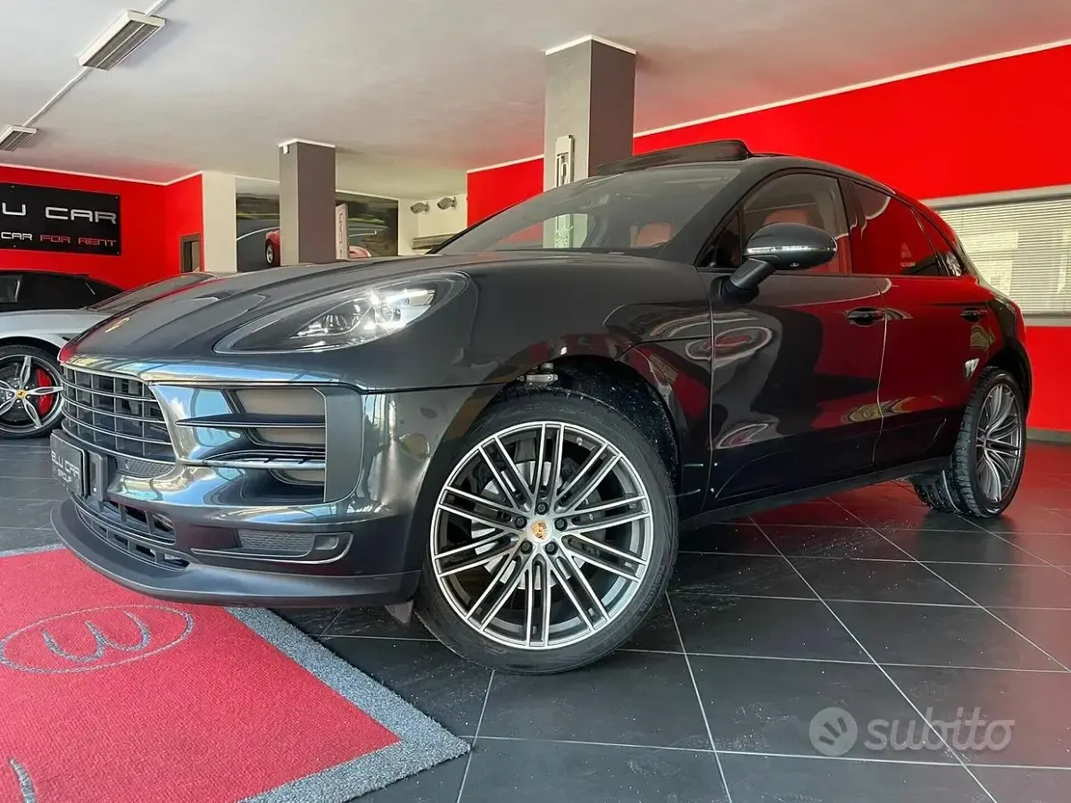 Usata Porsche Macan 250 CV (183 kW) 2021 Grigio SUV