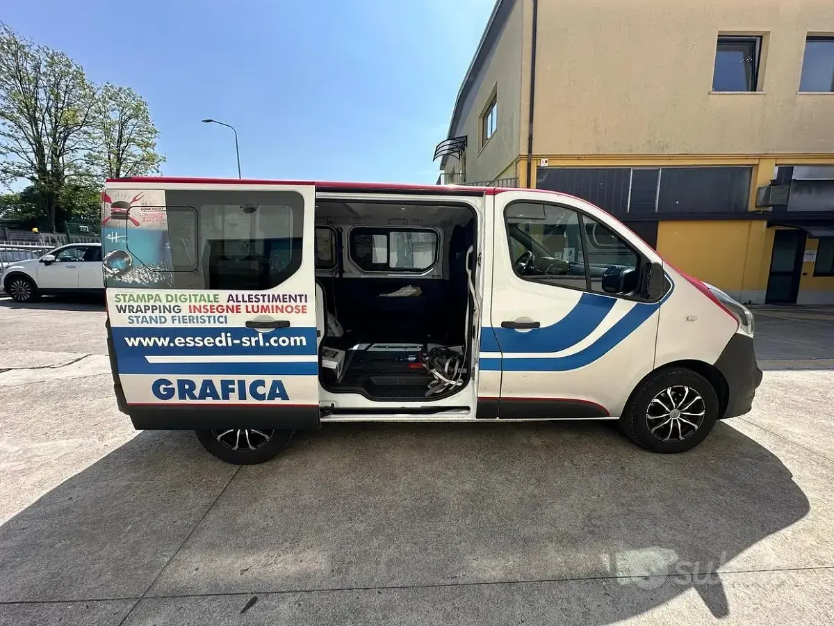 Usata Opel Vivaro 125 CV (91 kW) 2017 Monovolume