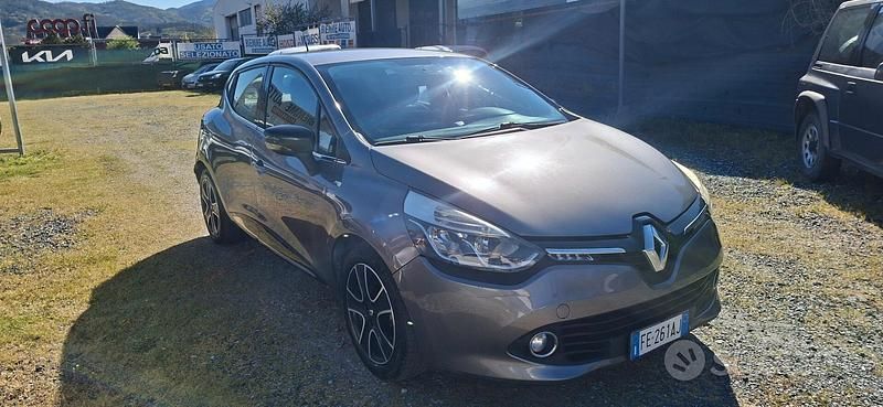 Usata Renault Clio IV 75 CV (55 kW) 2016 Grigio Berlina
