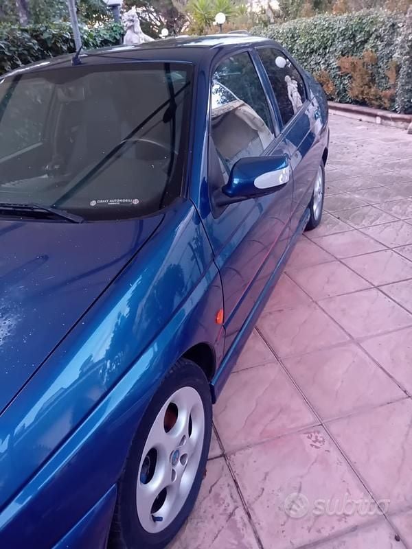 Usata Alfa Romeo GT Junior 103 CV (75 kW) 1998 Blu Berlina