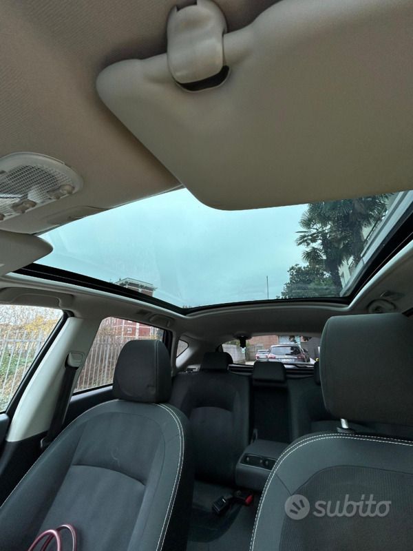 Usata Nissan Qashqai 140 CV (102 kW) 2011 Nero SUV