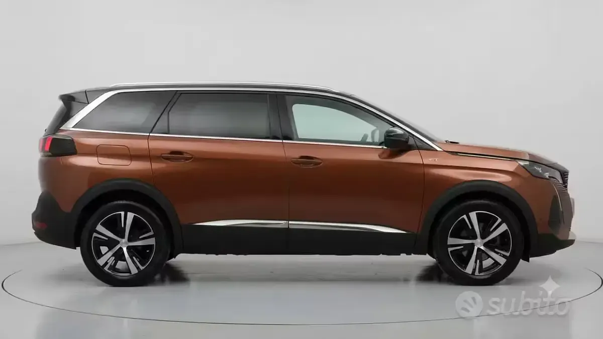 Usata Peugeot 5008 GT 131 CV (96 kW) 2023 SUV