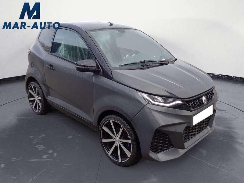 Nuova Aixam City GTO 2026 Nero Utilitaria