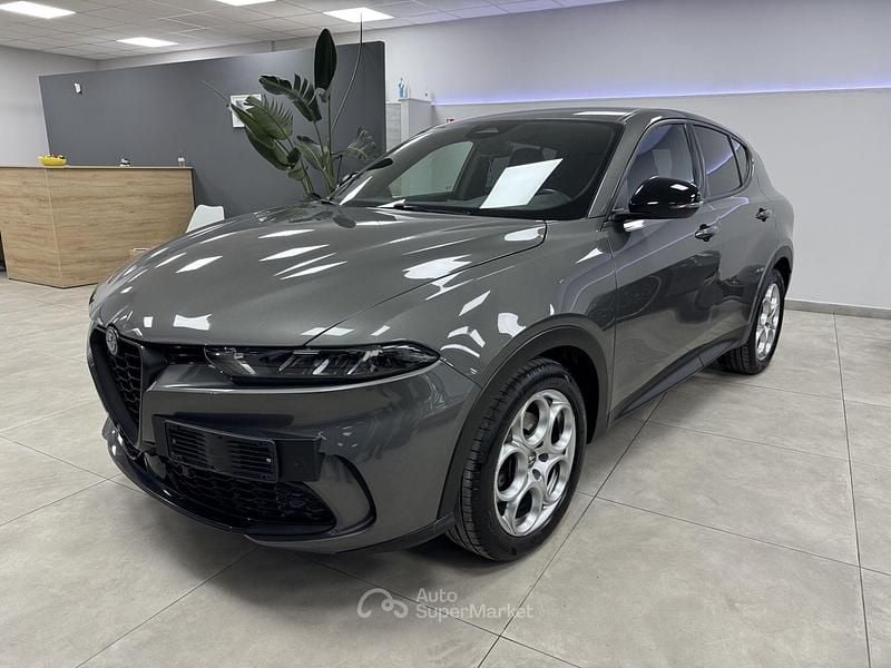 Usata Alfa Romeo Tonale Sprint 131 CV (96 kW) 2022 Gray SUV