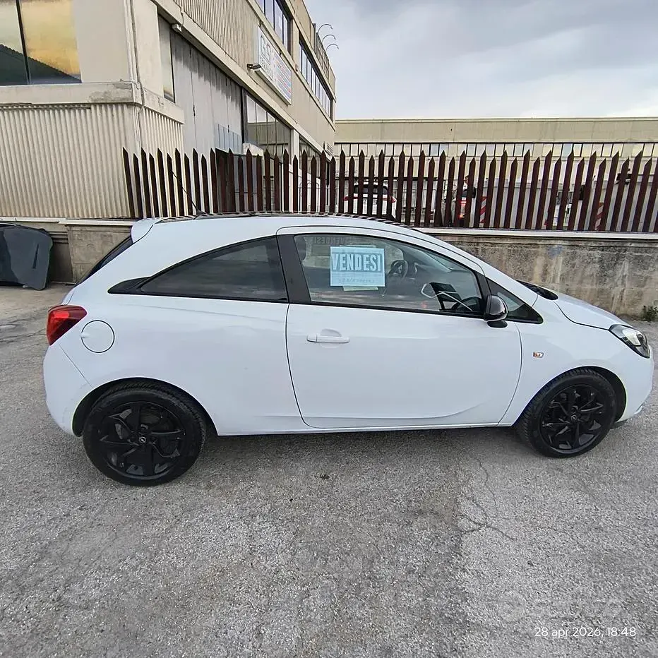 Usata Opel Corsa 75 CV (55 kW) 2016 Bianco Utilitaria