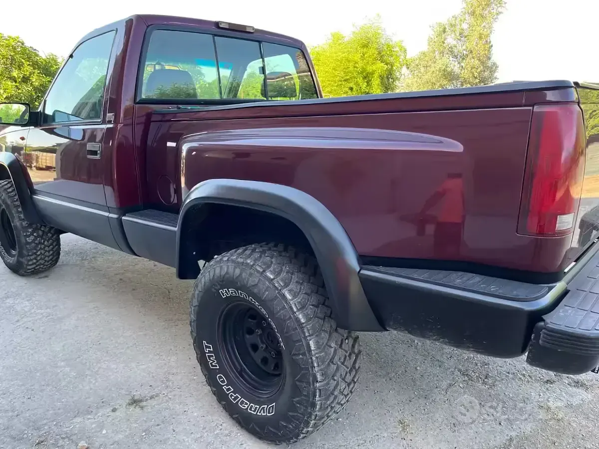 Usata Chevrolet Silverado 1995 Rosso SUV