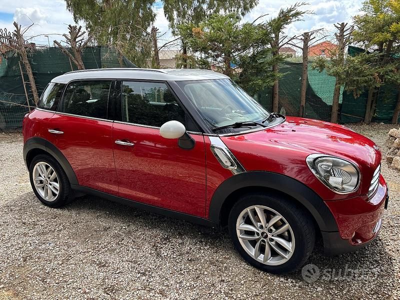 Usata Mini Countryman 111 CV (81 kW) 2013 Rosso SUV
