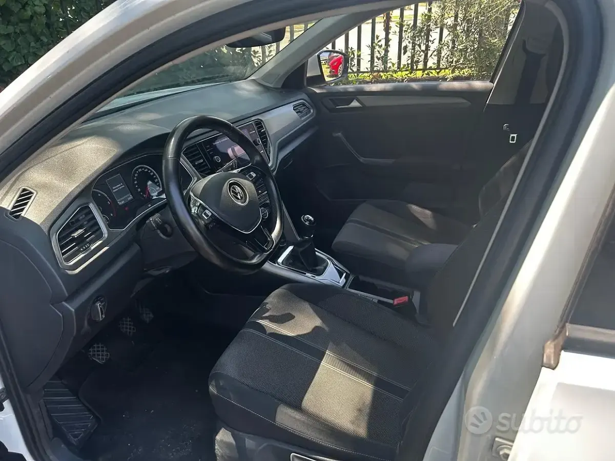 Usata VW T-Roc Advance 116 CV (85 kW) 2021 Bianco SUV