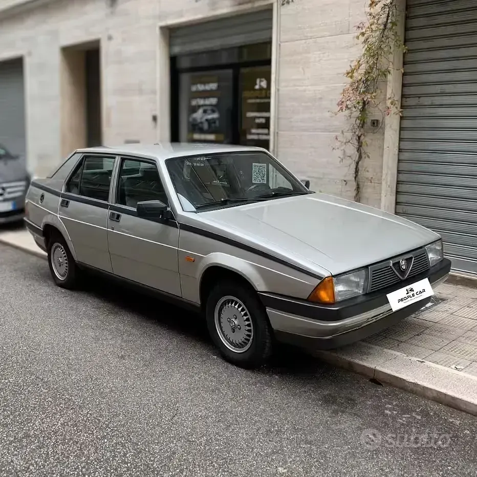 Usata Alfa Romeo 75 110 CV (80 kW) 1987 Berlina