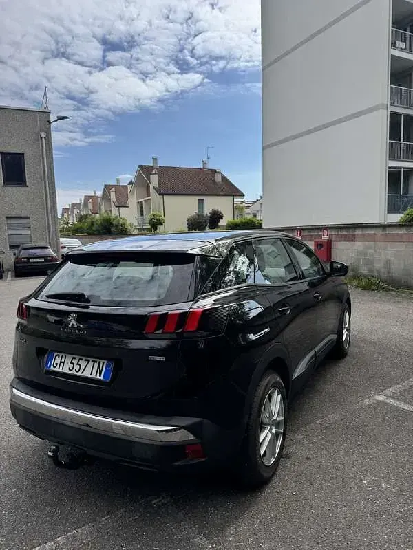 Gebraucht Peugeot 3008 Active 131 PS (96 kW) 2022 SUV