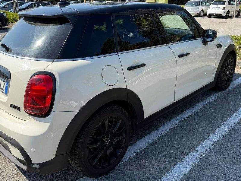 Usata Mini Cooper Business 136 CV (100 kW) 2022 Bianco Utilitaria