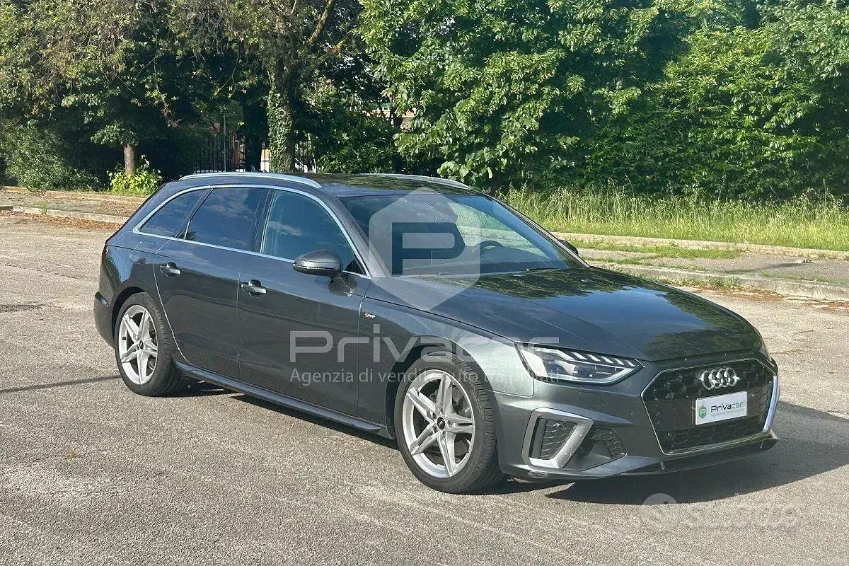 Usata Audi A4 S-Line 163 CV (119 kW) 2021 Grigio Berlina