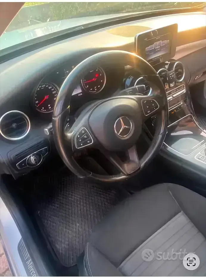 Usata Mercedes C220 170 CV (125 kW) 2015 Grigio Station wagon