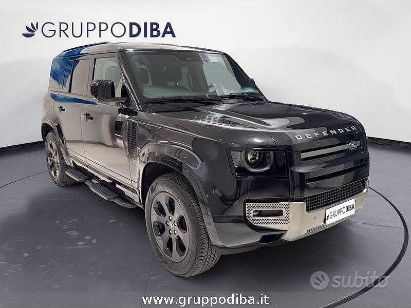 Usata Land Rover Defender SE Dynamic 200 CV (147 kW) 2025 Nero SUV