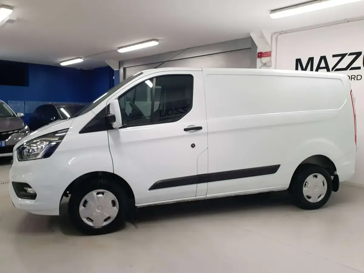 Usata Ford Transit Custom Trend 131 CV (96 kW) 2022 Bianco Furgone